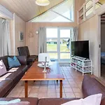 12 Person In Pandrup-by Traum * Pandrup