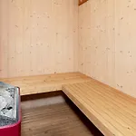 12 Person In Pandrup-by Traum